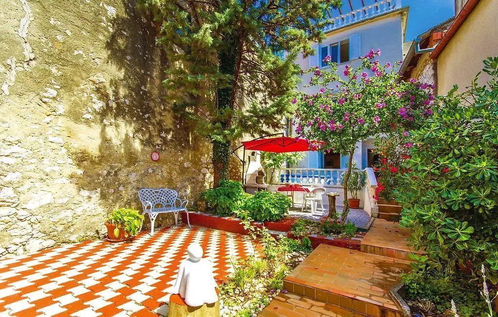 Holiday House With A Parking Space Novi Vinodolski - 15397